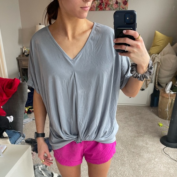 JODIFL front knot top/ blouse - Picture 2 of 4